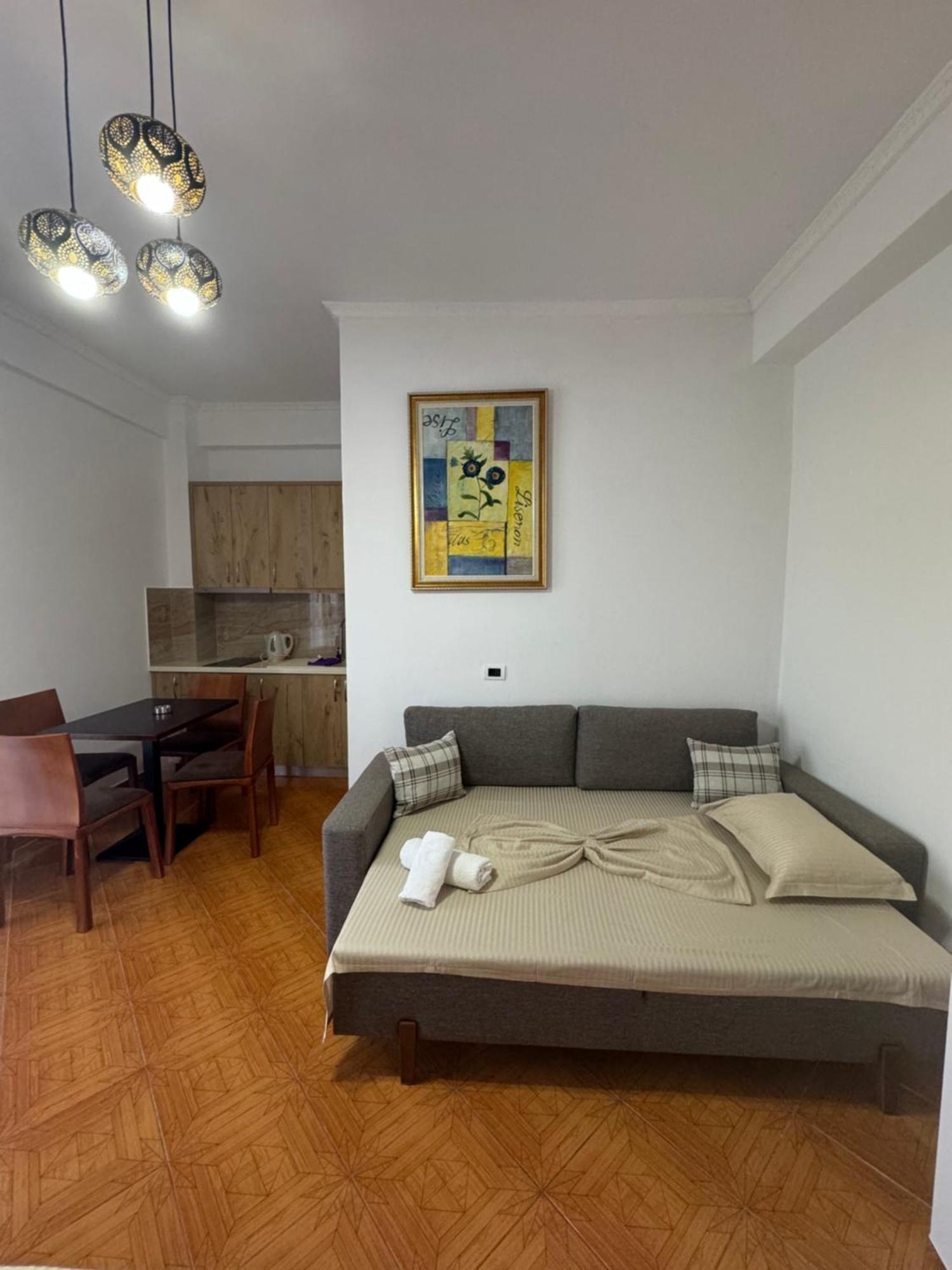 Hotel Frida Himare Exterior foto