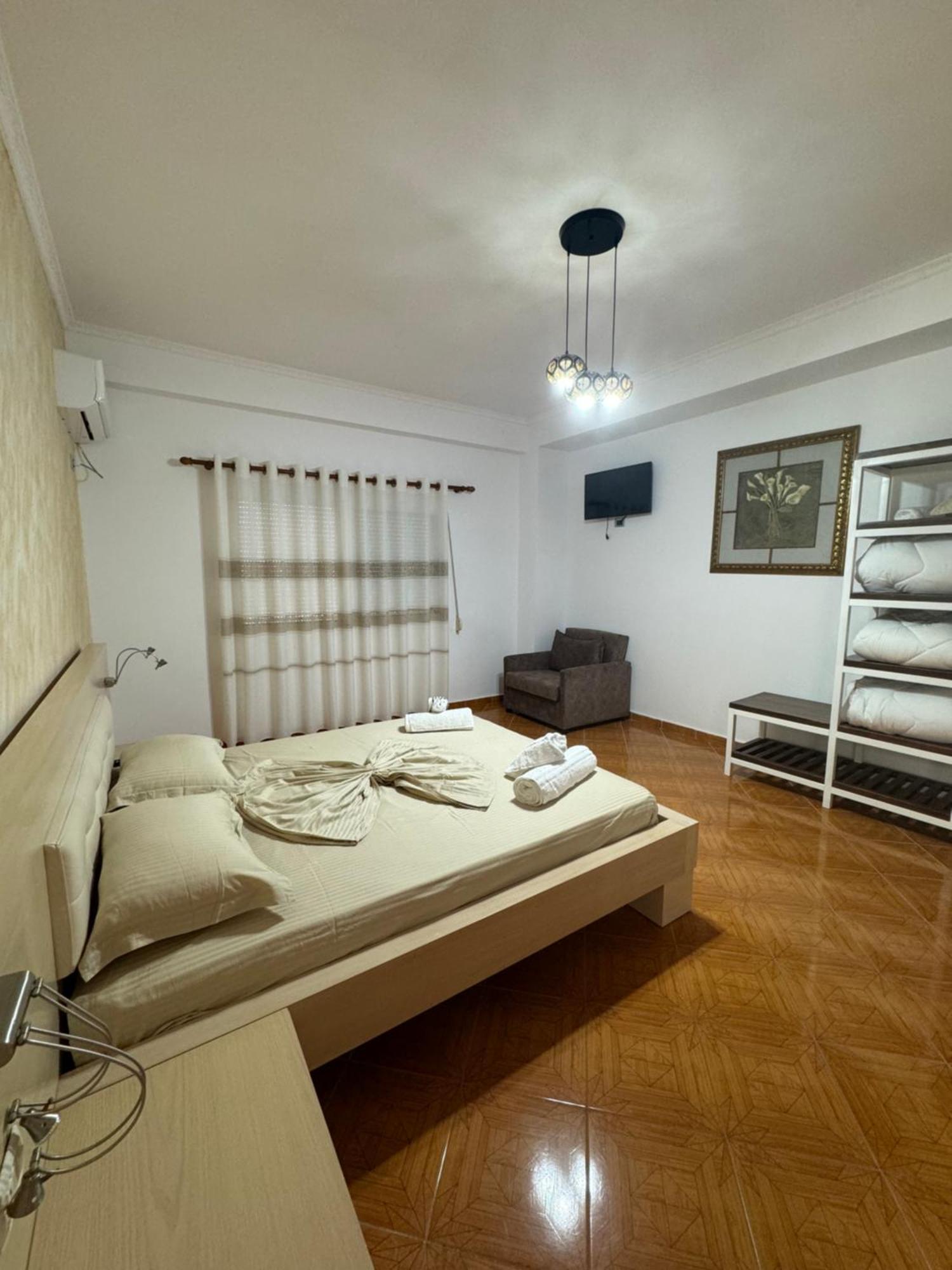 Hotel Frida Himare Exterior foto